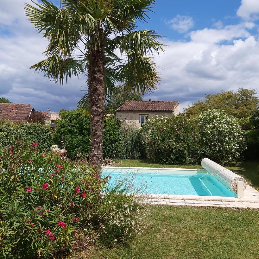 Chambres D'Hotes Du Domaine De Lansac Lansac  Exterior photo