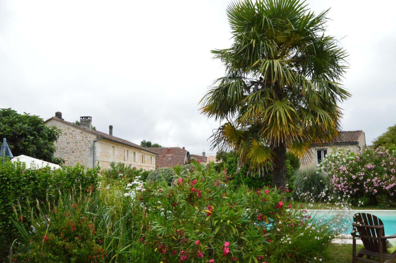 Chambres D'Hotes Du Domaine De Lansac Lansac  Exterior photo